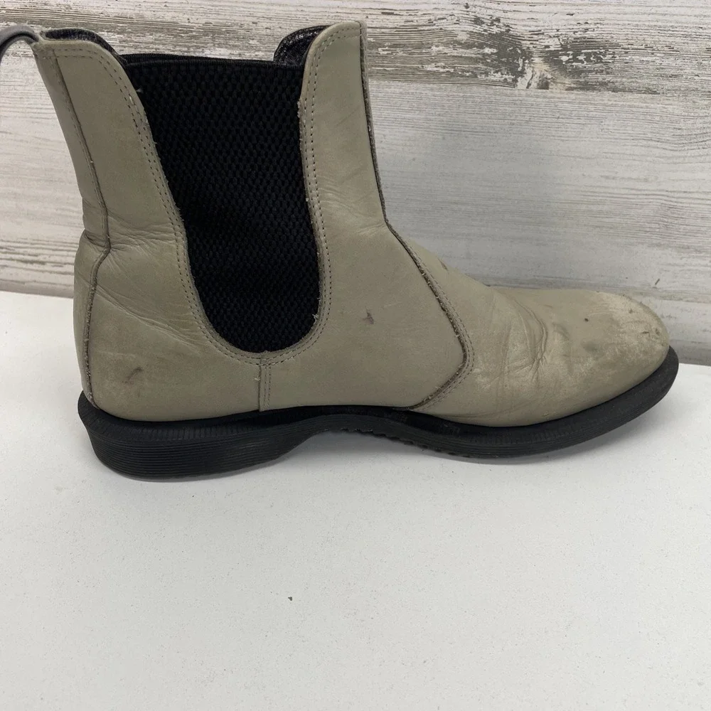 Dr. Martens Chelsea Boots Mens Size 9 US‎ 2976 Slip Resistant Black Leather